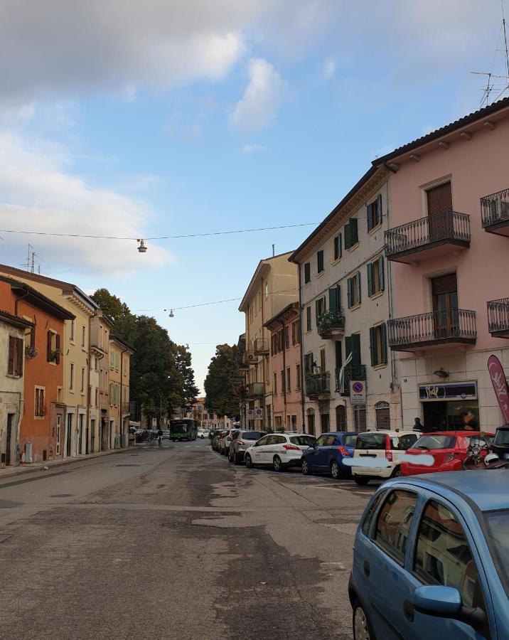 Dimora Rosso San Zeno - Wifi Veloce E Adatto Per Famiglie Верона Екстер'єр фото